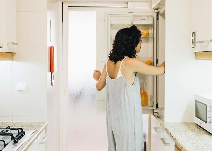 Spacious 1br With Parking In Quiet Area * Vila Nova de Gaia